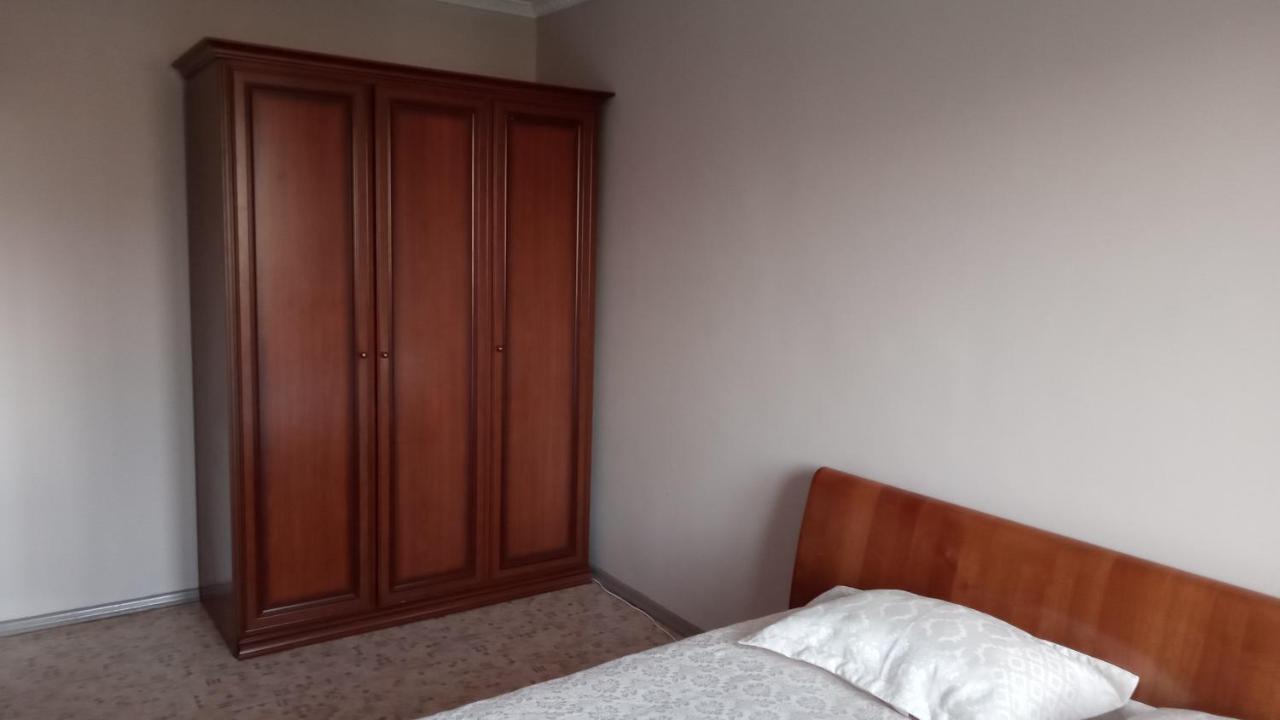 Apartment Shevchenko Panfilova Almaty Exterior foto